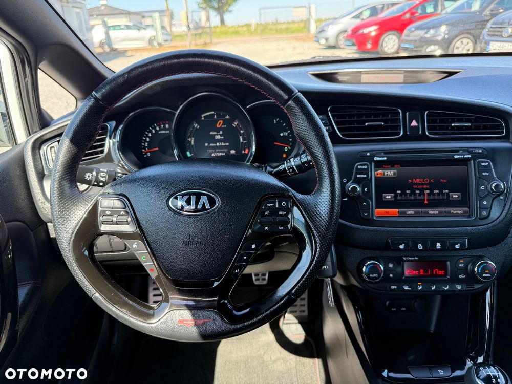 Kia Ceed 1.6 T-GDI GT - 19