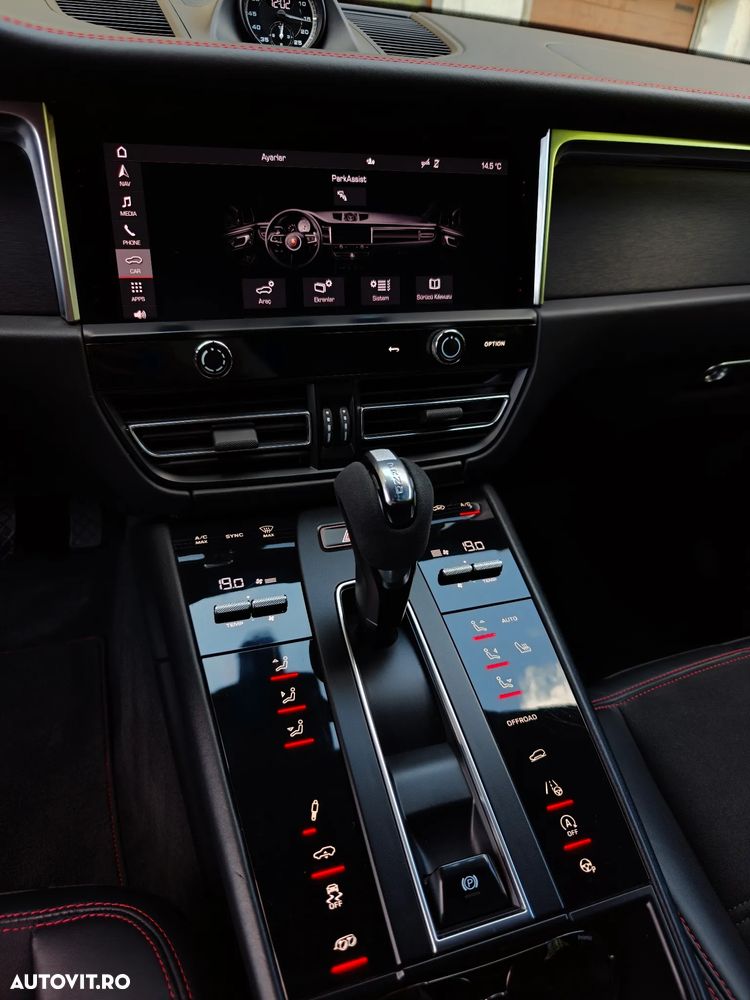 Porsche Macan GTS PDK - 14