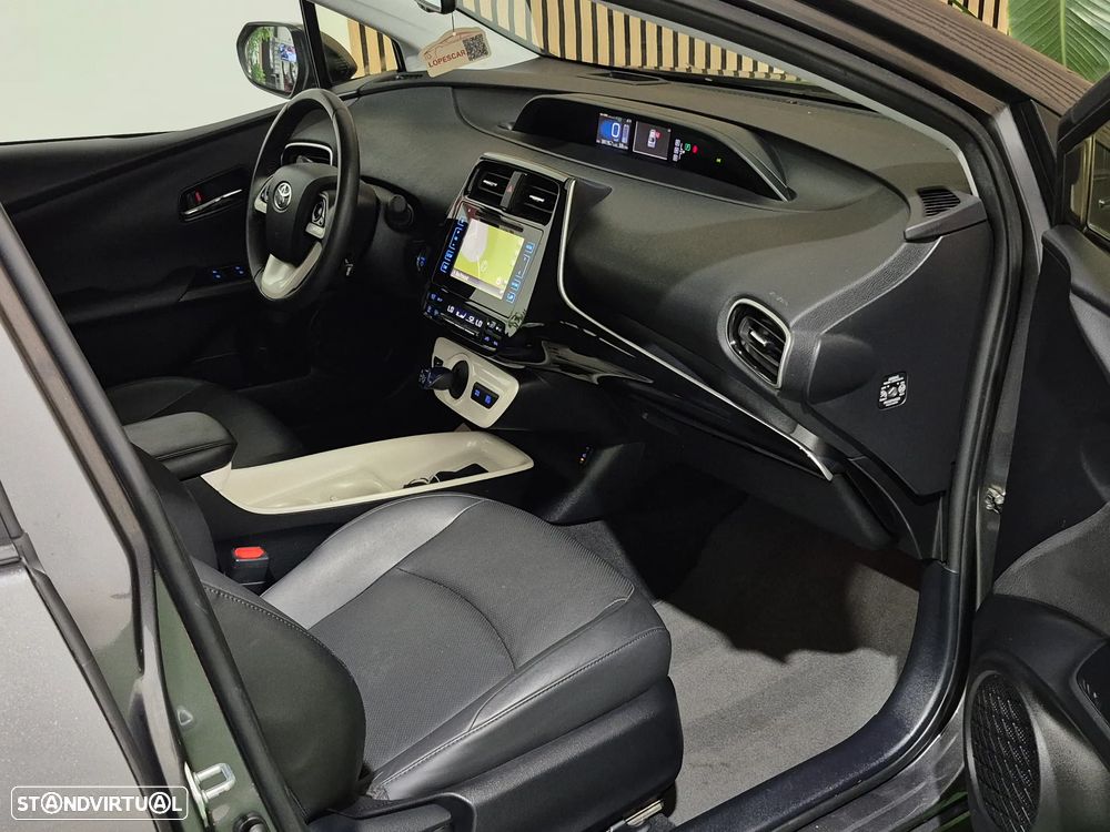 Toyota Prius 1.8 Luxury Pele - 16