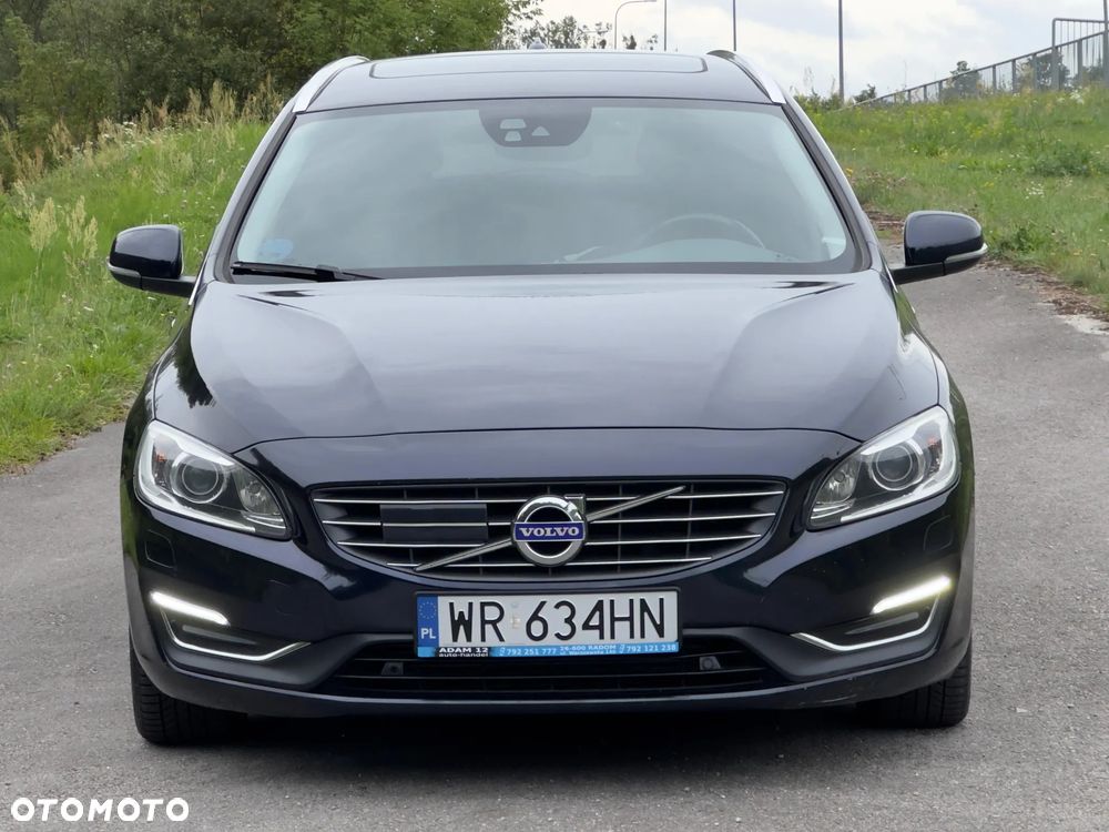 Volvo V60 D4 AWD Drive-E Dynamic Edition (Momentum) - 24
