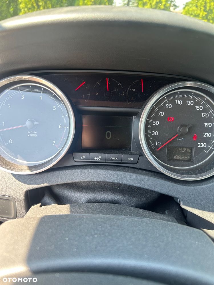 Peugeot 508 1.6 T Allure - 17