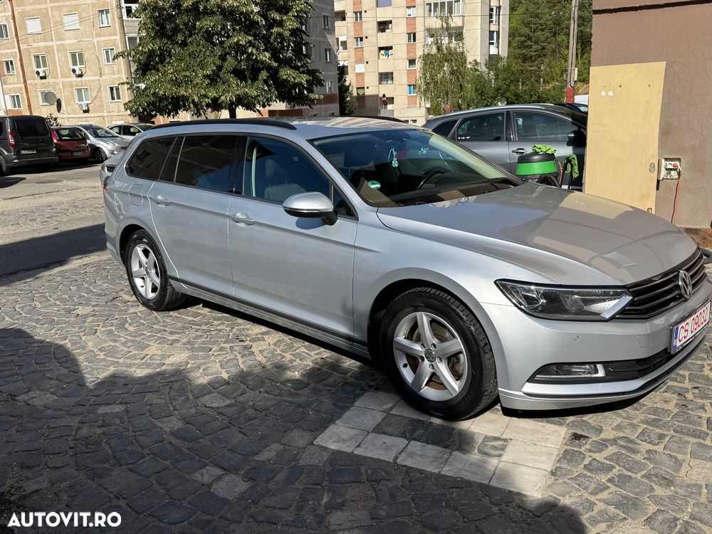 Volkswagen Passat - 8