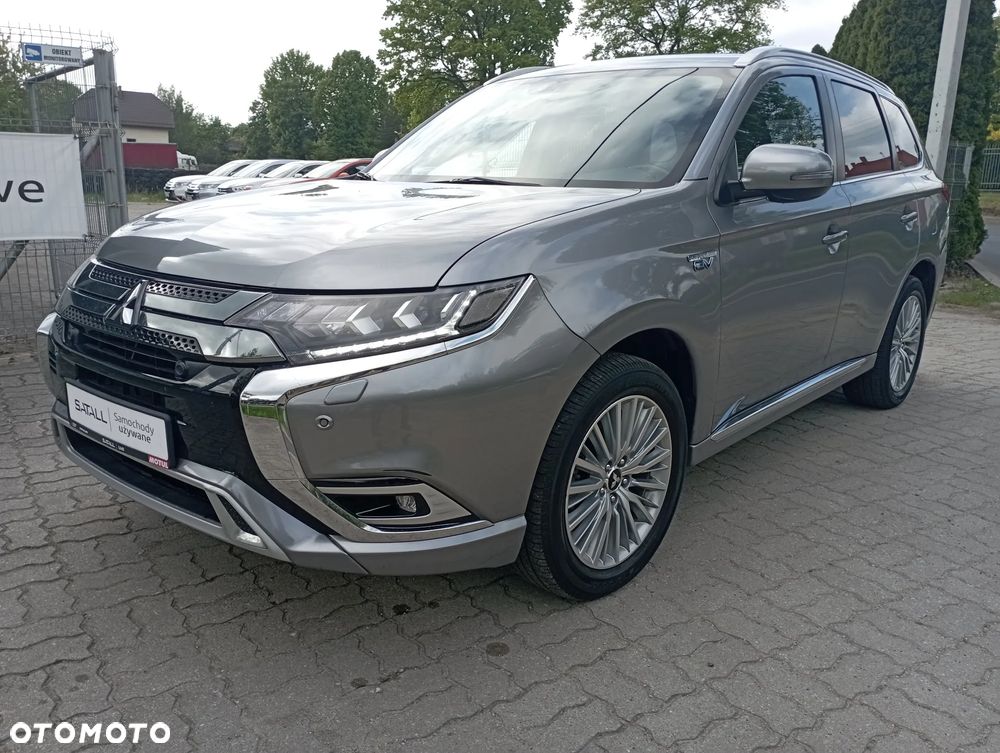 Mitsubishi Outlander Instyle - 2