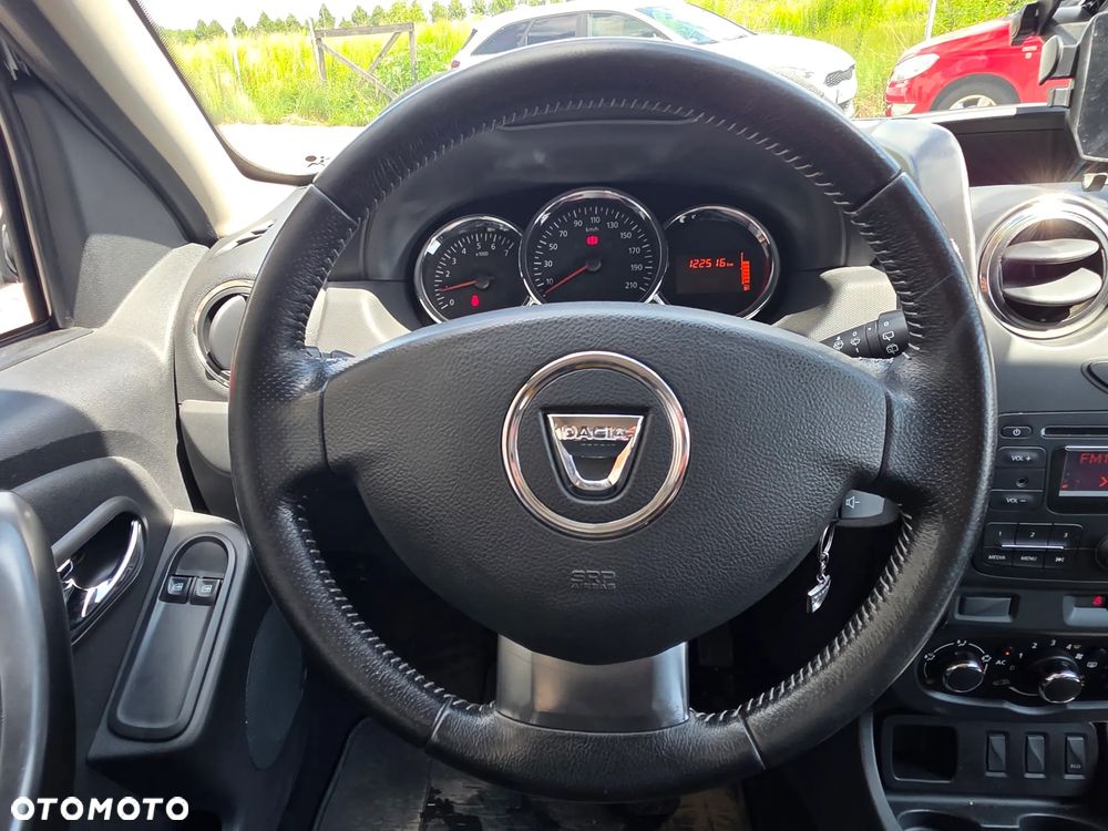 Dacia Duster 1.6 Laureate Euro5 - 20