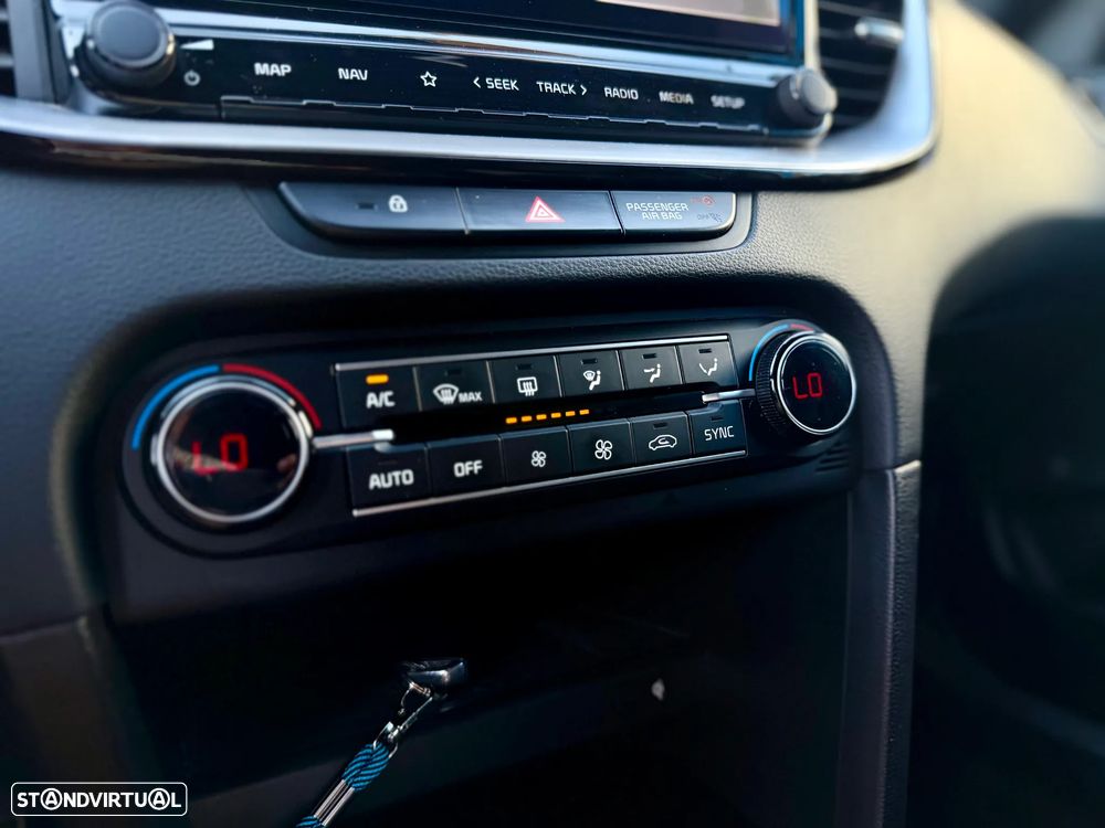 Kia ProCeed 1.0 T-GDI GT Line - 24