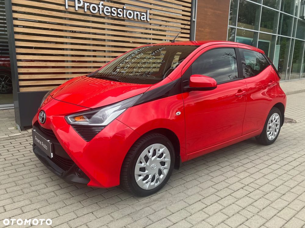 Toyota Aygo x-play - 2