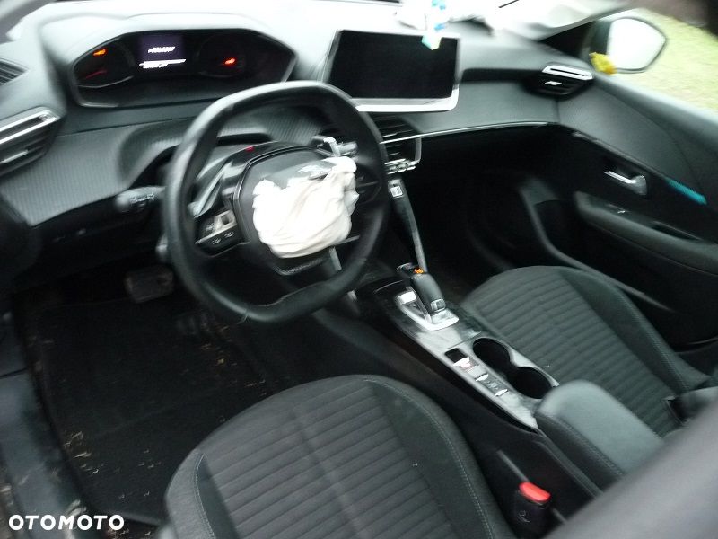 Peugeot 208 PureTech 100 EAT8 Active Pack - 8