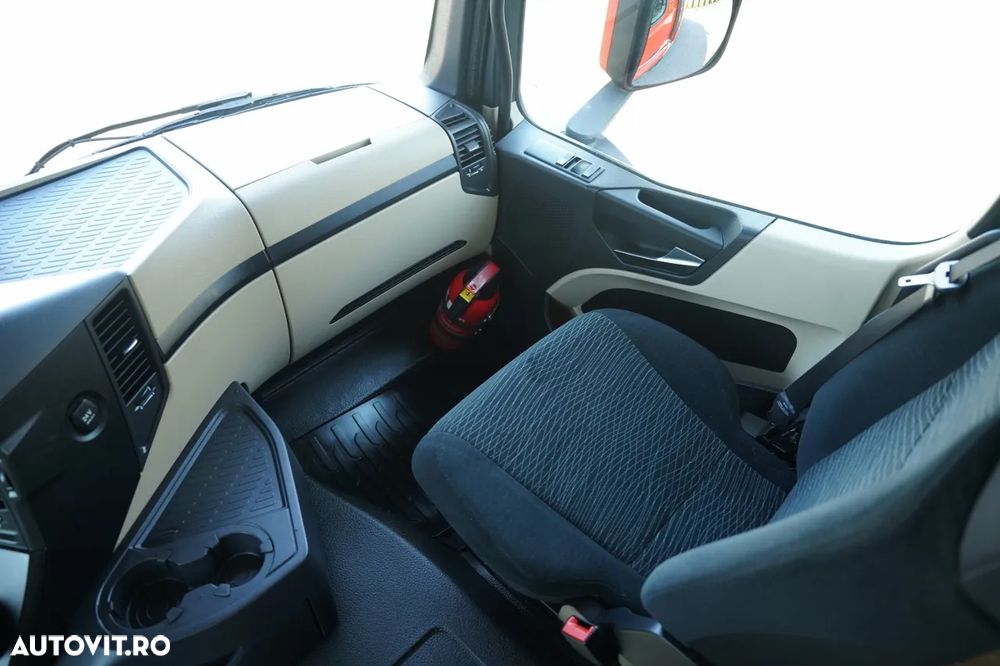 Mercedes-Benz ACTROS 1833 / CORTINĂ - 8,5 M / 4x2 / STREAM SPACE / LIFT DHOLLANDIA - 32