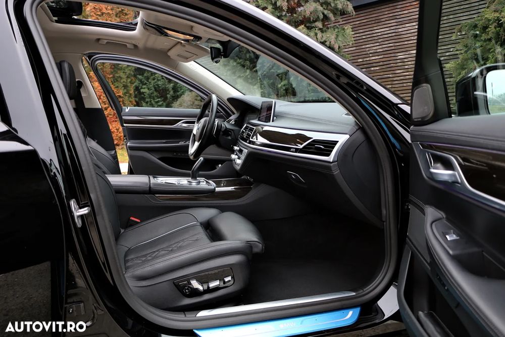 BMW Seria 7 740Li xDrive - 12