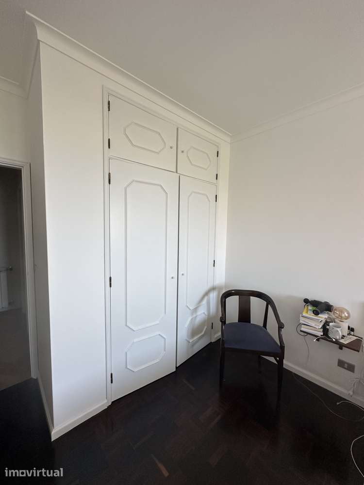 Apartamento T2+1 com Vista Mar - Grande imagem: 2/21