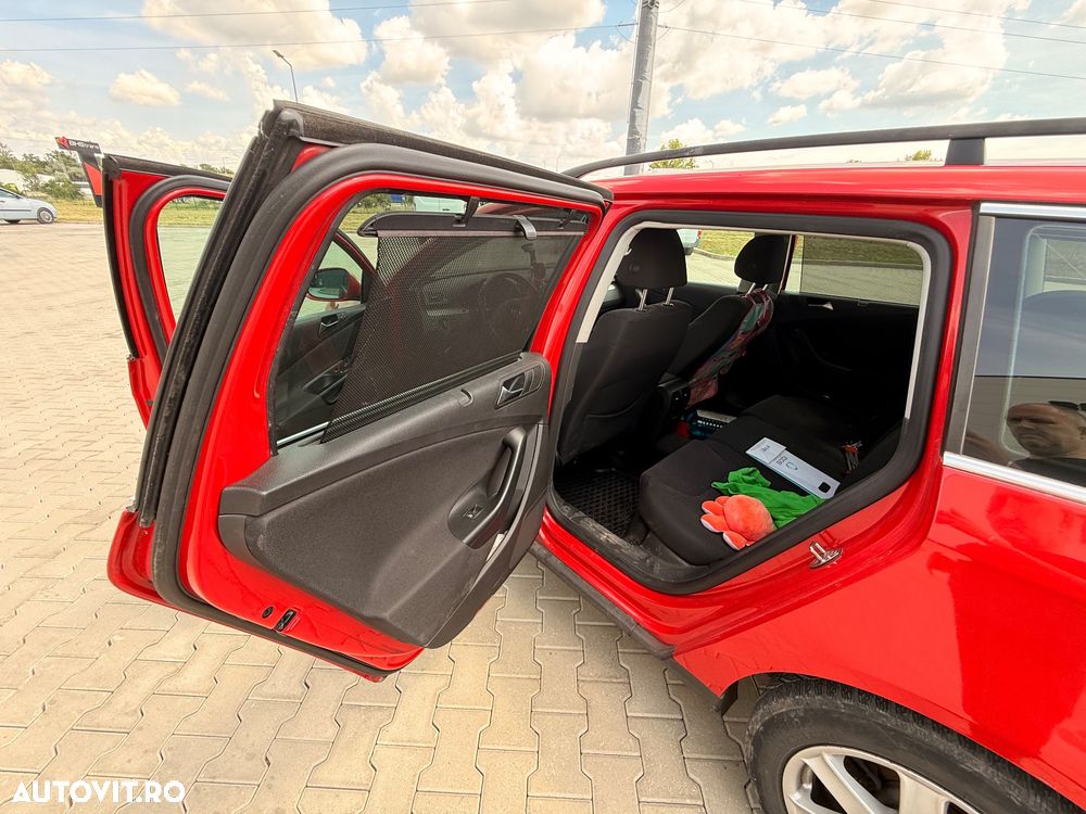 Volkswagen Passat - 1