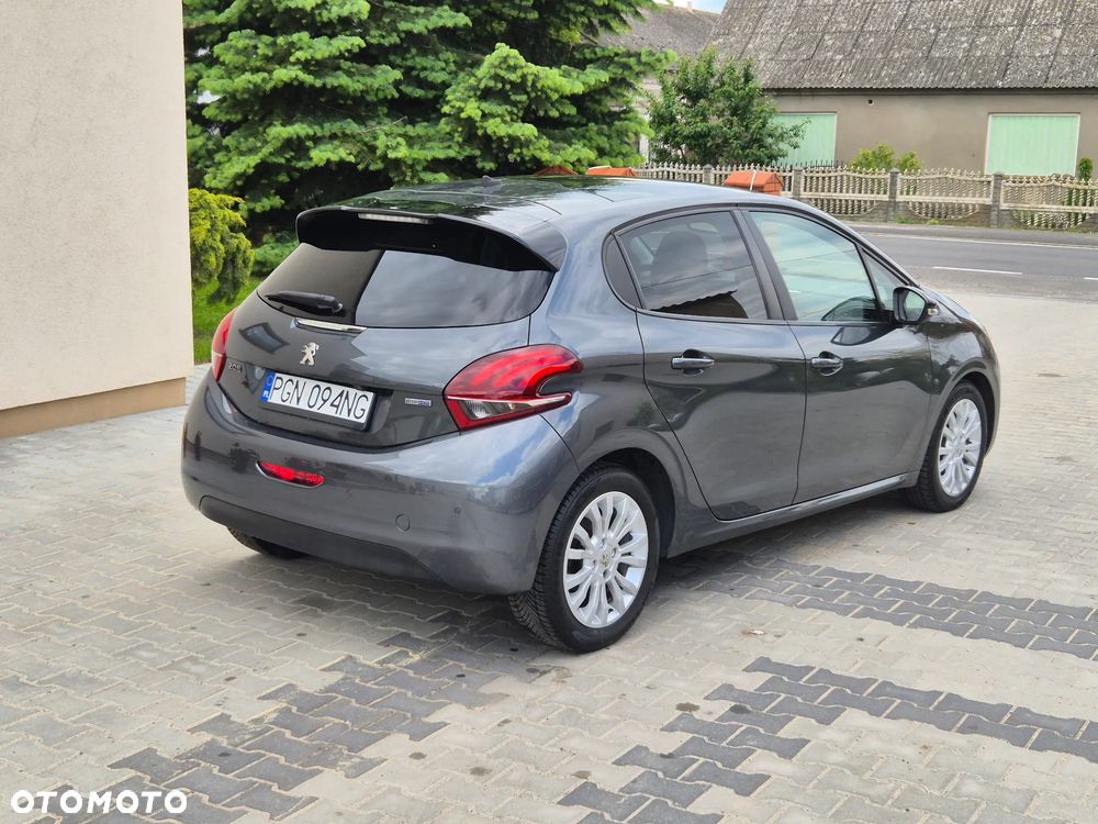Peugeot 208 1.6 BlueHDi Allure S&S - 4