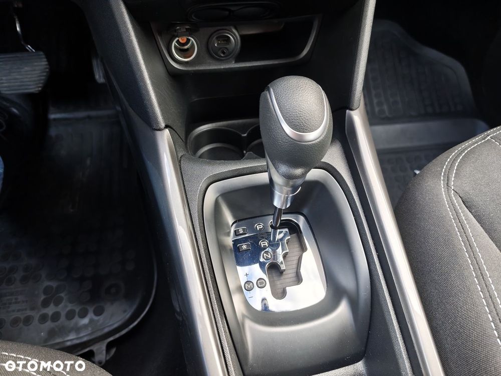 Peugeot 2008 - 13