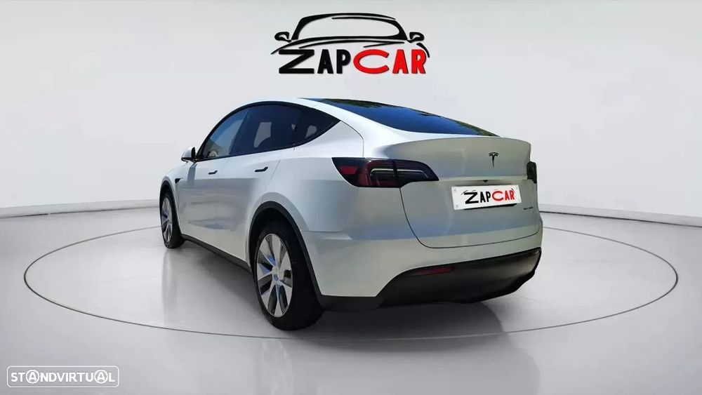 Tesla Model Y Standard - 5