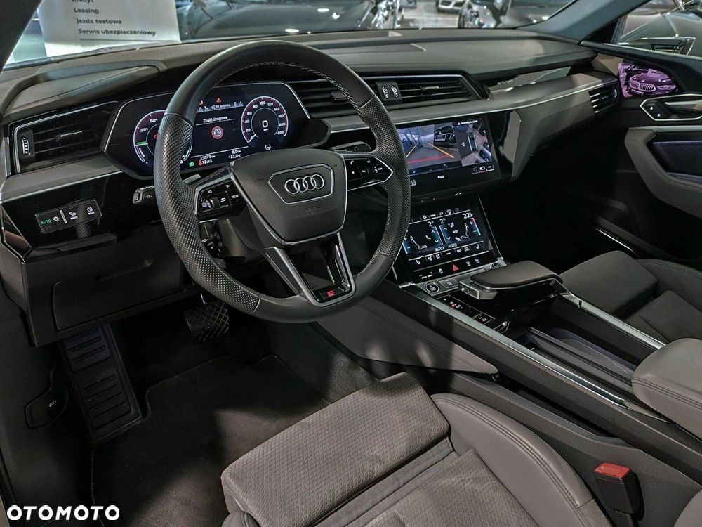 Audi e-tron Sportback 55 Quattro S Line - 14