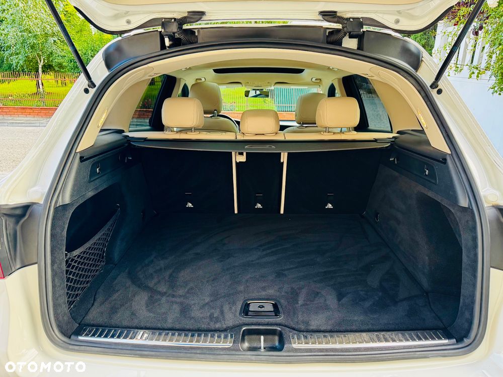 Mercedes-Benz GLC - 14