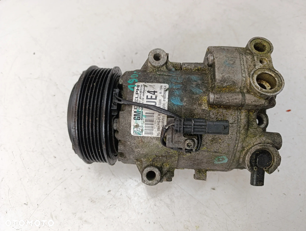 13335251 UE4 kompresor sprężarka klimatyzacji Opel Astra J Meriva B