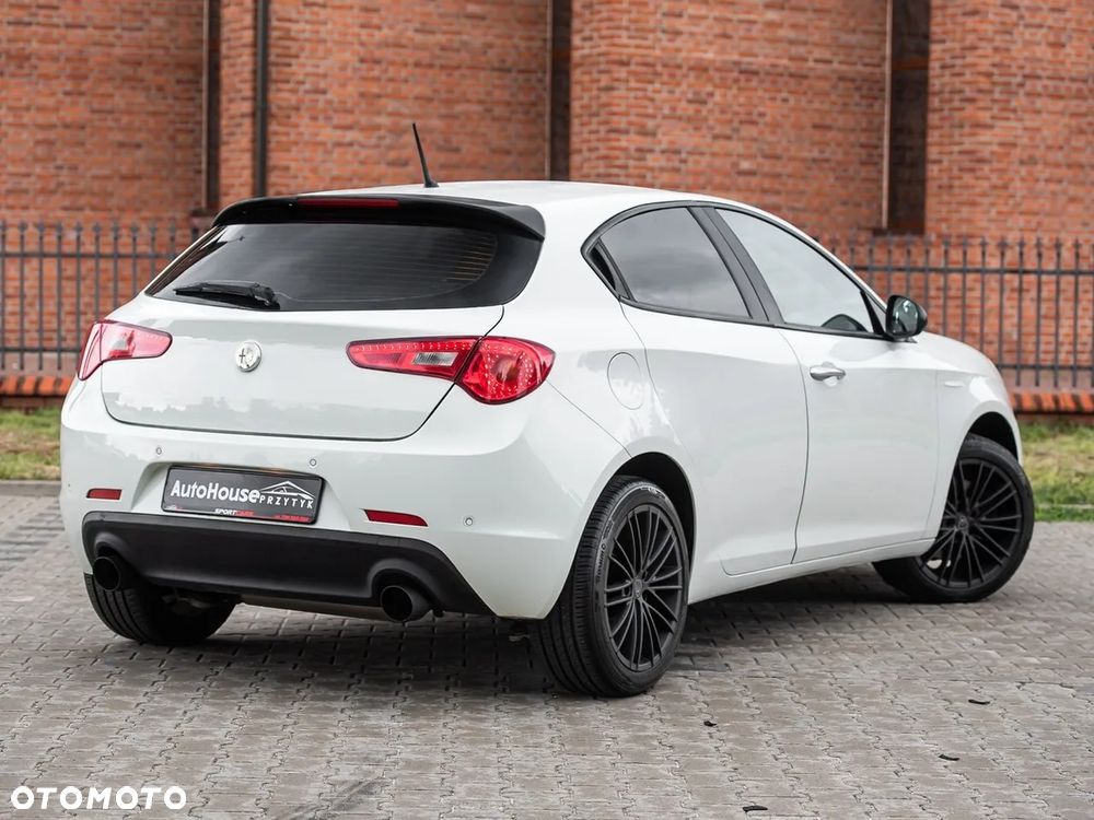 Alfa Romeo Giulietta 1.4 TB 16V Multiair Turismo - 4
