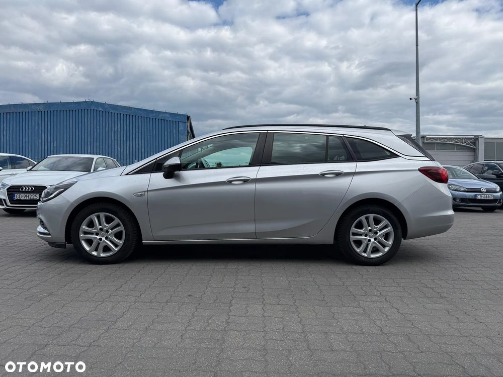 Opel Astra 1.6 CDTI Enjoy - 3