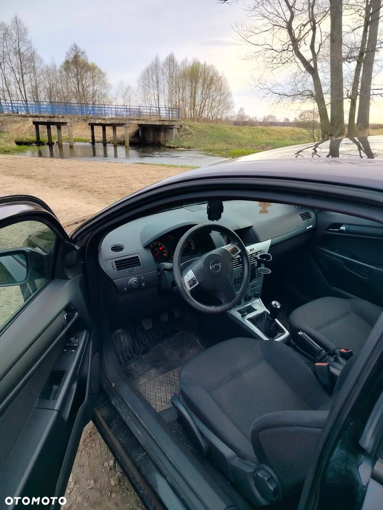 Opel Astra 1.4 - 7