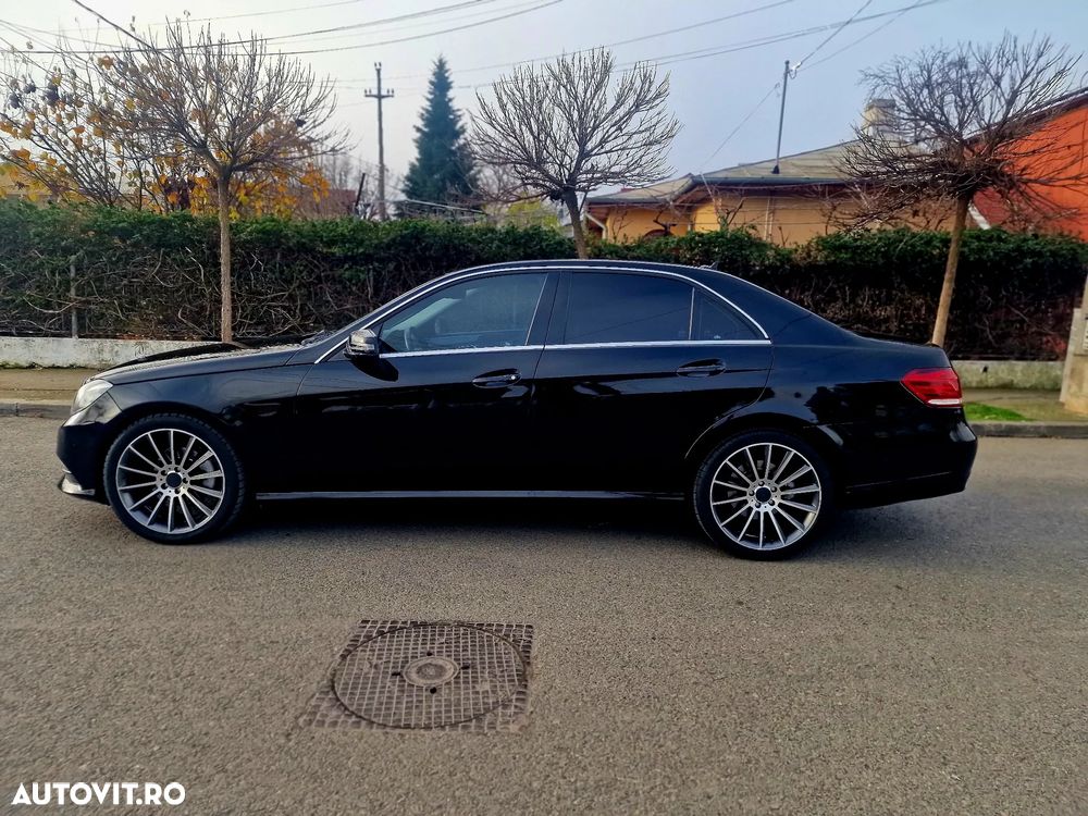 Mercedes-Benz E - 12