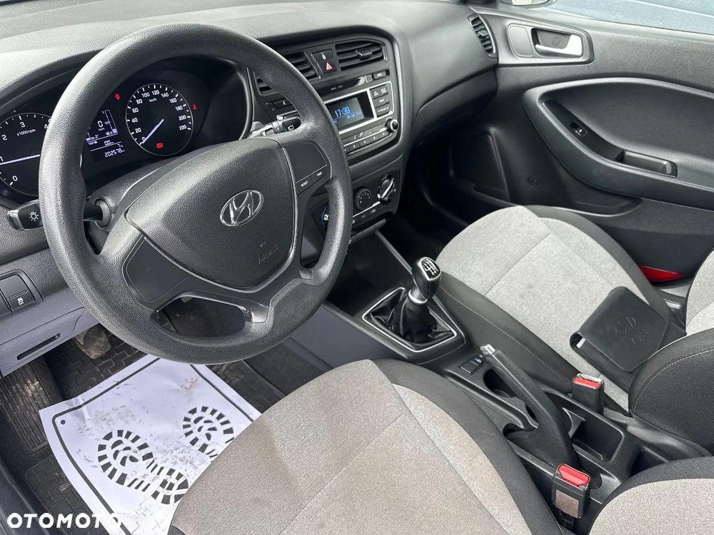 Hyundai i20 ver-1-4-classic-plus - 15