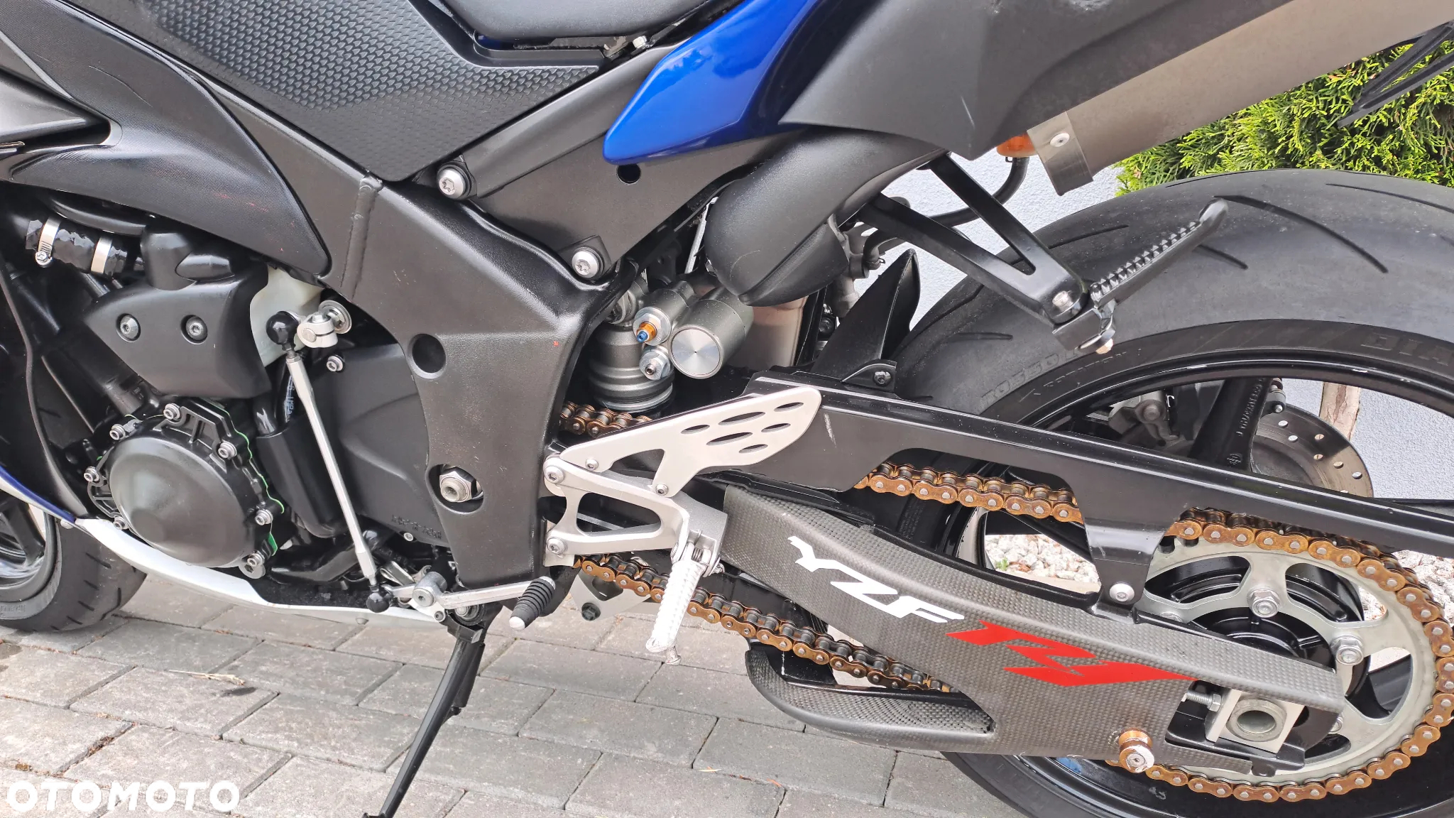 Yamaha R1 - 29