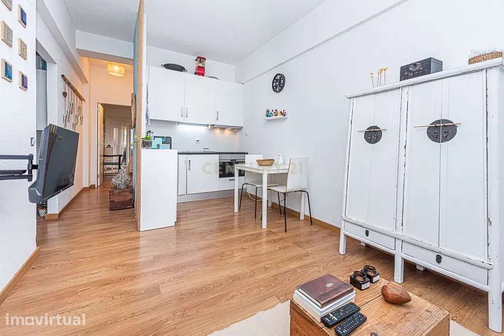 Apartamento T1 localizado em pleno centro da cidade de Setúbal - Grande imagem: 4/18