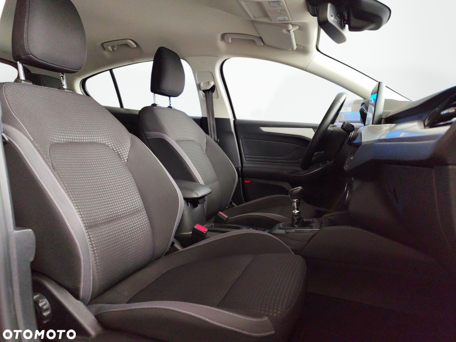 Ford Focus - 19