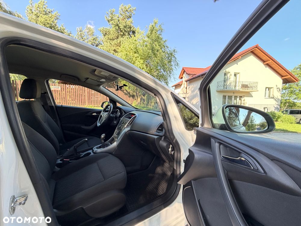 Opel Astra 1.6 Active EU6 - 24