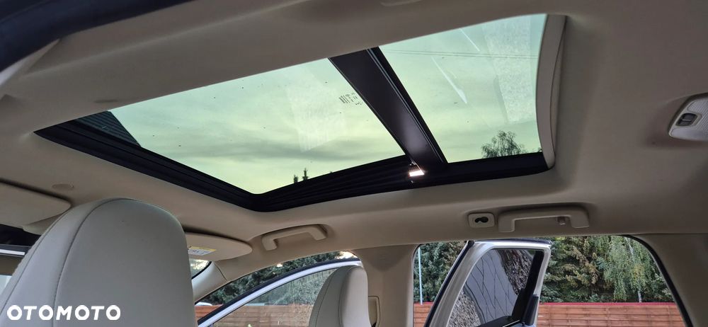 Volvo XC 60 - 35