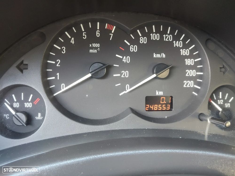 Opel Corsa 1.0 12V Confort - 14