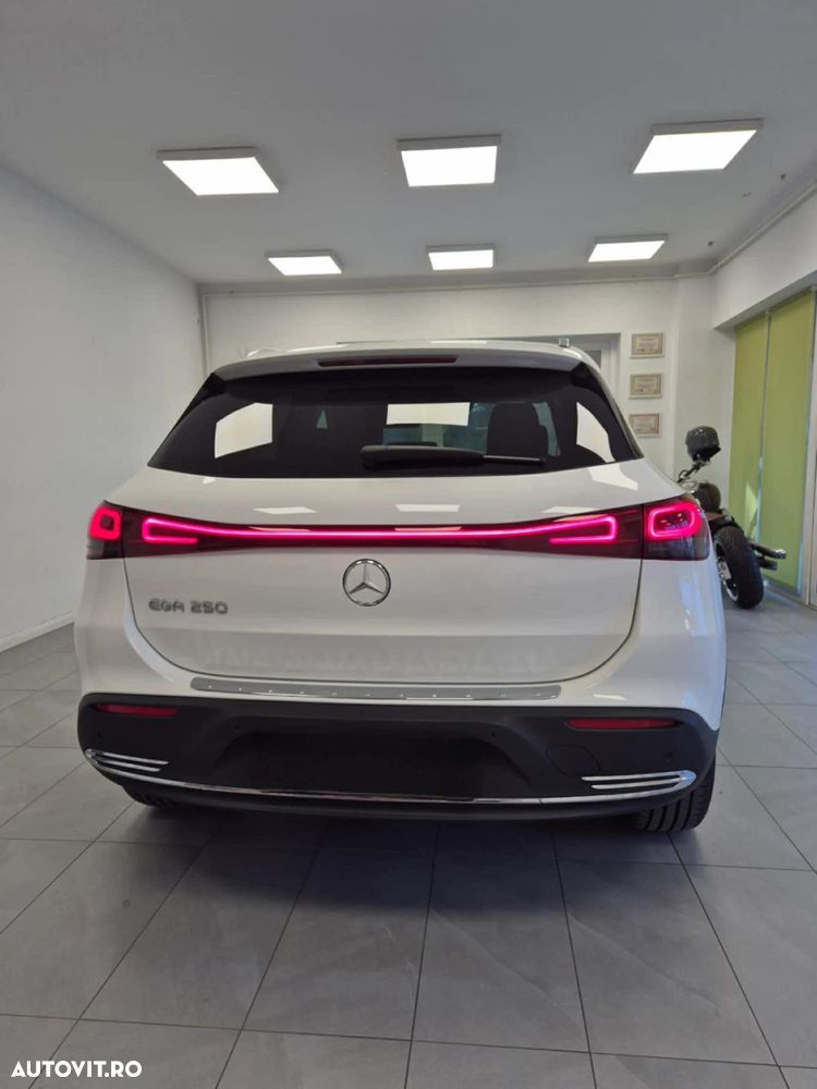 Mercedes-Benz EQA 250 Progressive - 4