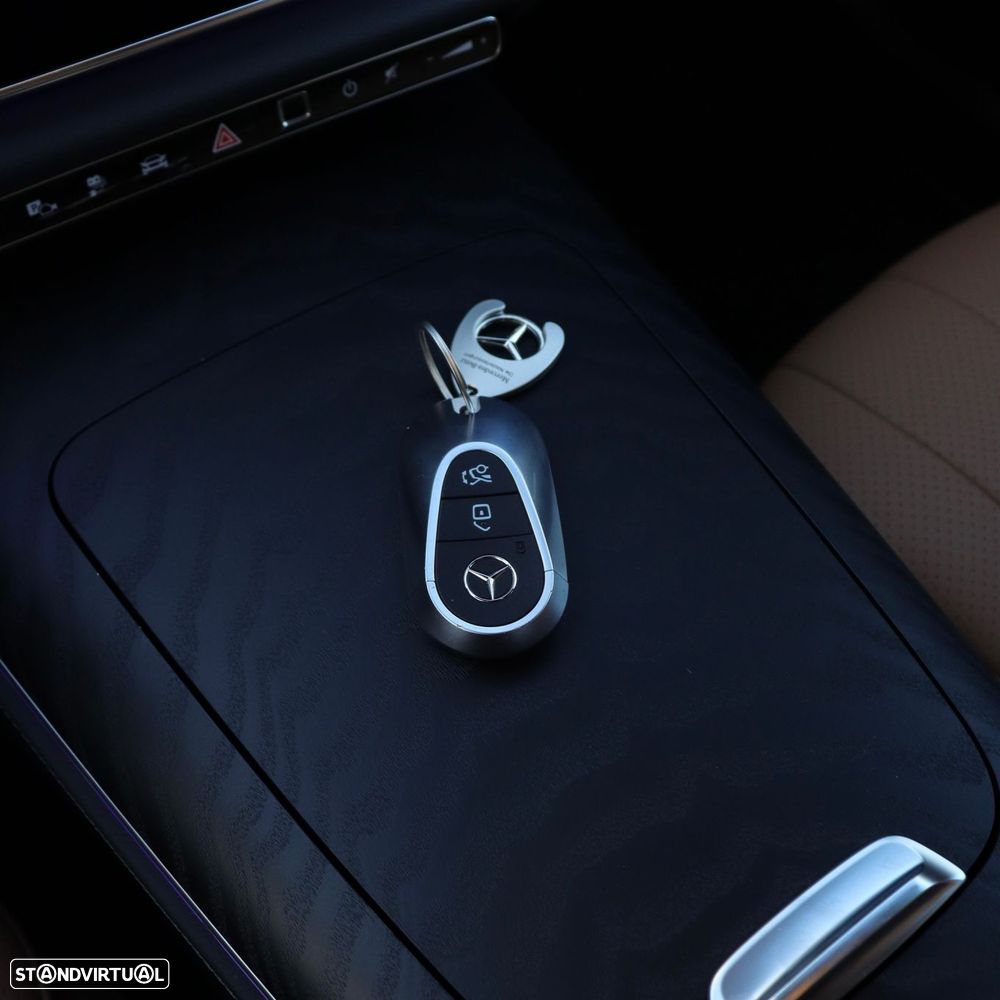 Mercedes-Benz E 300 - 26
