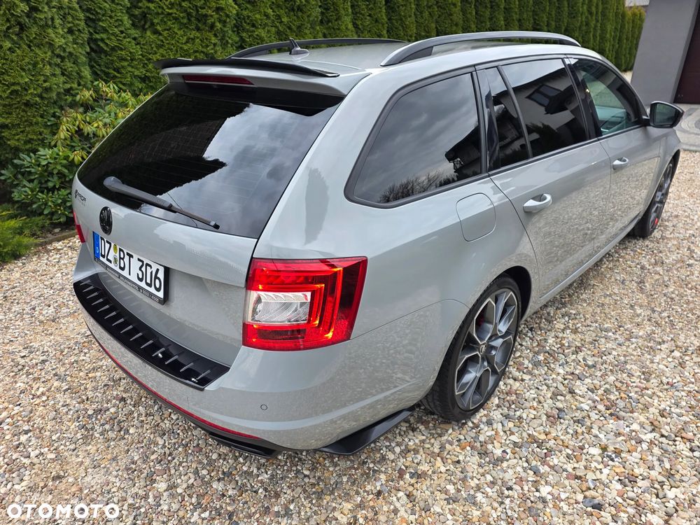 Skoda Octavia 2.0 TDI DSG RS - 15