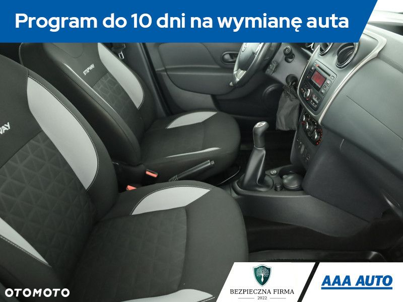 Dacia Sandero Stepway - 8