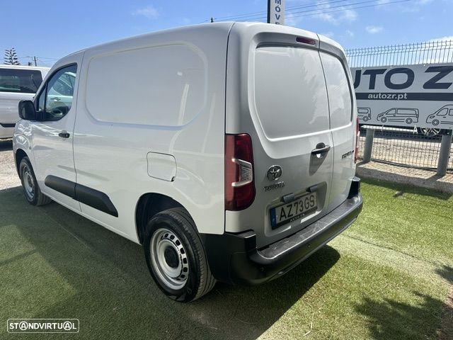 Toyota PROACE CITY 3 LUG. C/ECRÃN CX.6V. - 4