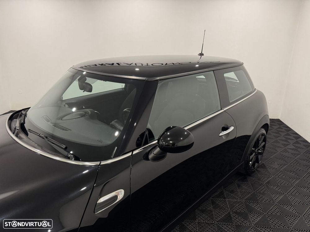 MINI 3 Portas One - 15