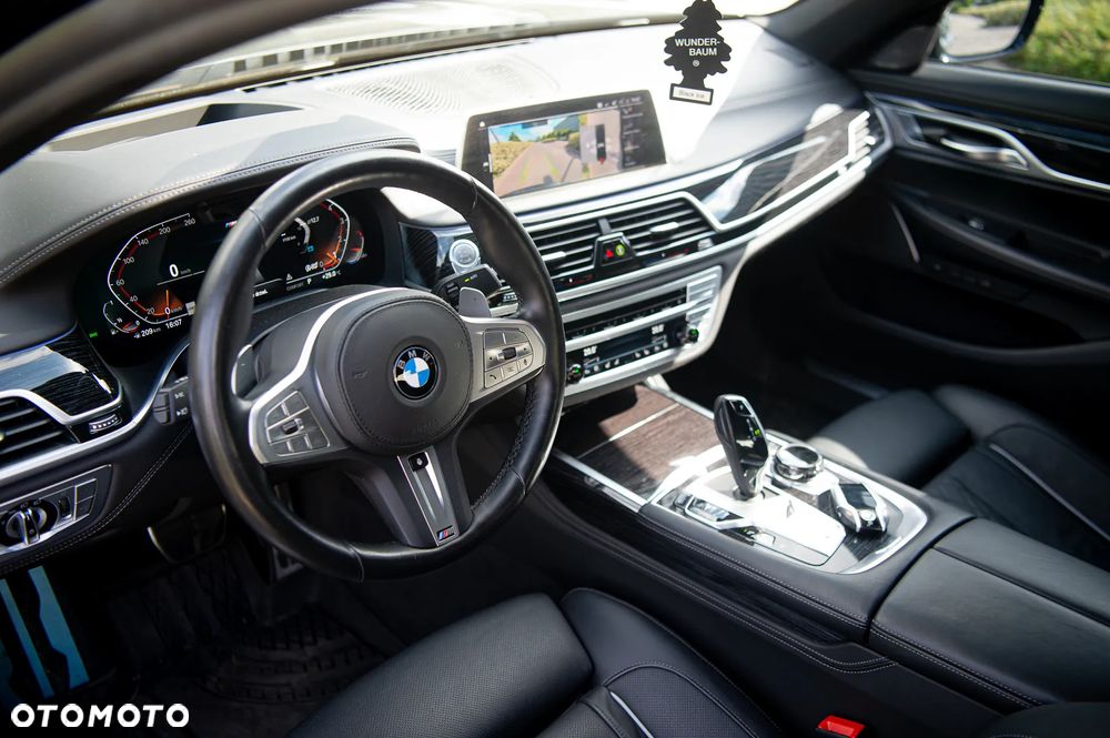 BMW Seria 7 740Li xDrive sport - 18