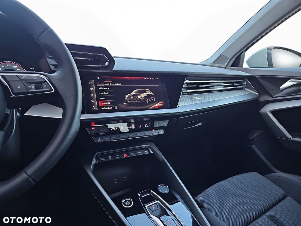 Audi A3 Sportback - 17