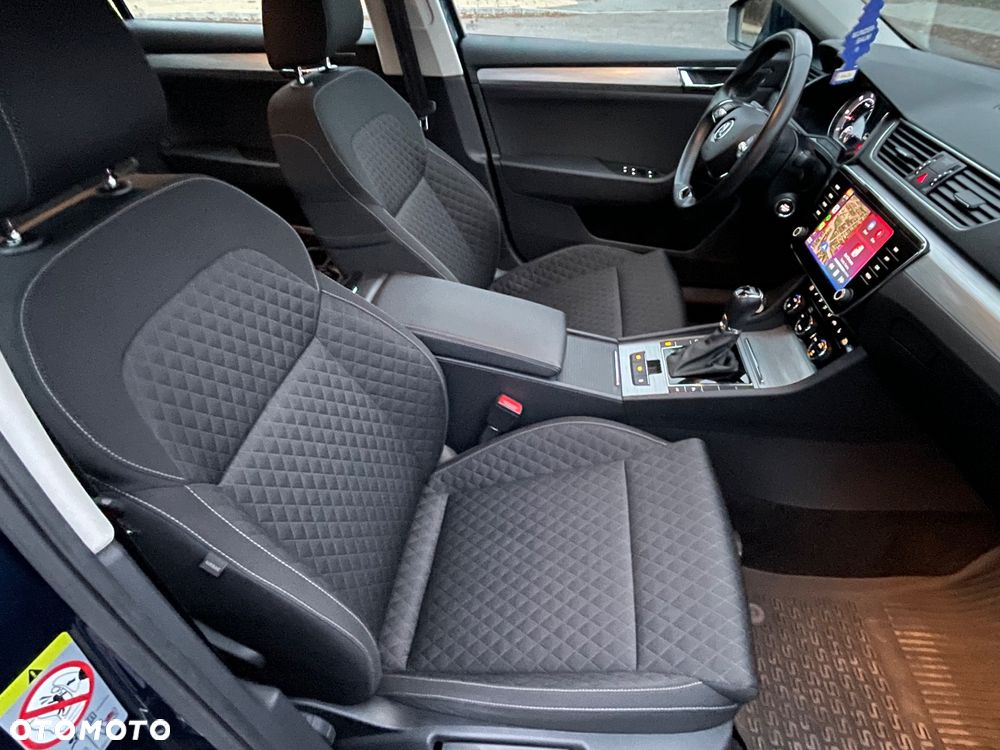 Skoda Superb 2.0 TDI SCR Ambition DSG - 23