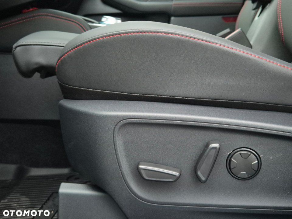 Ford Kuga - 15
