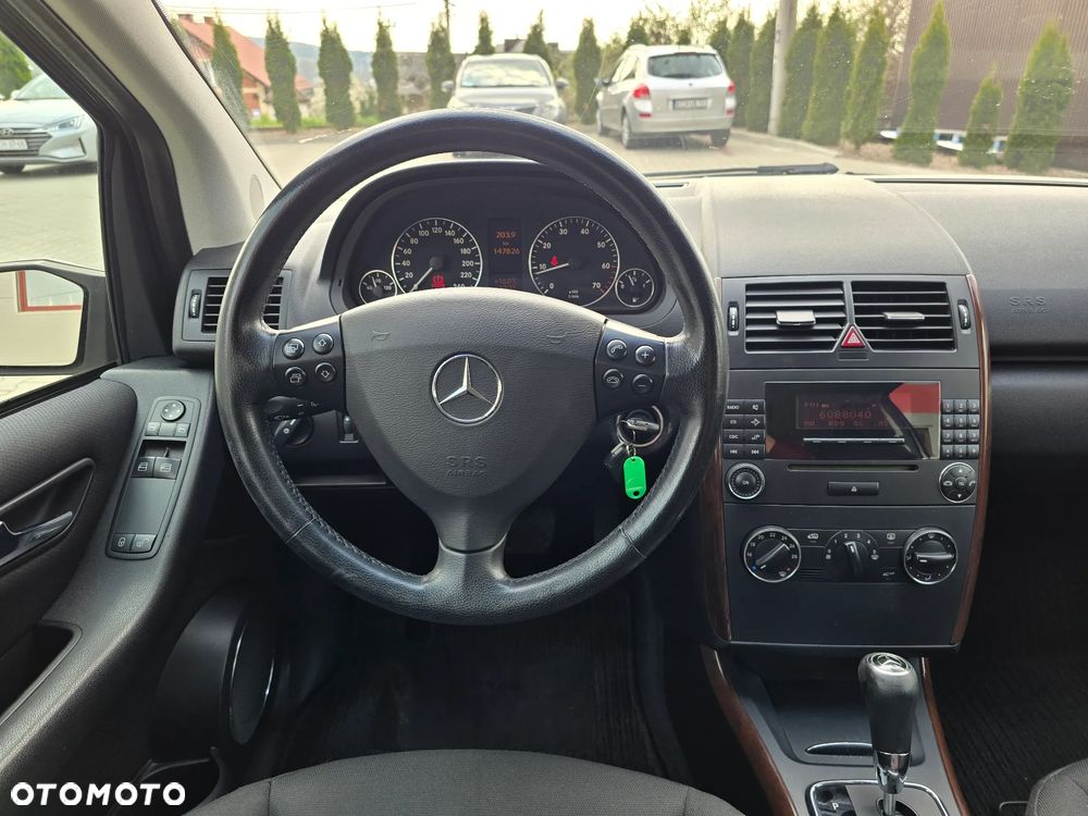 Mercedes-Benz Klasa A 150 Autotronic Elegance - 26