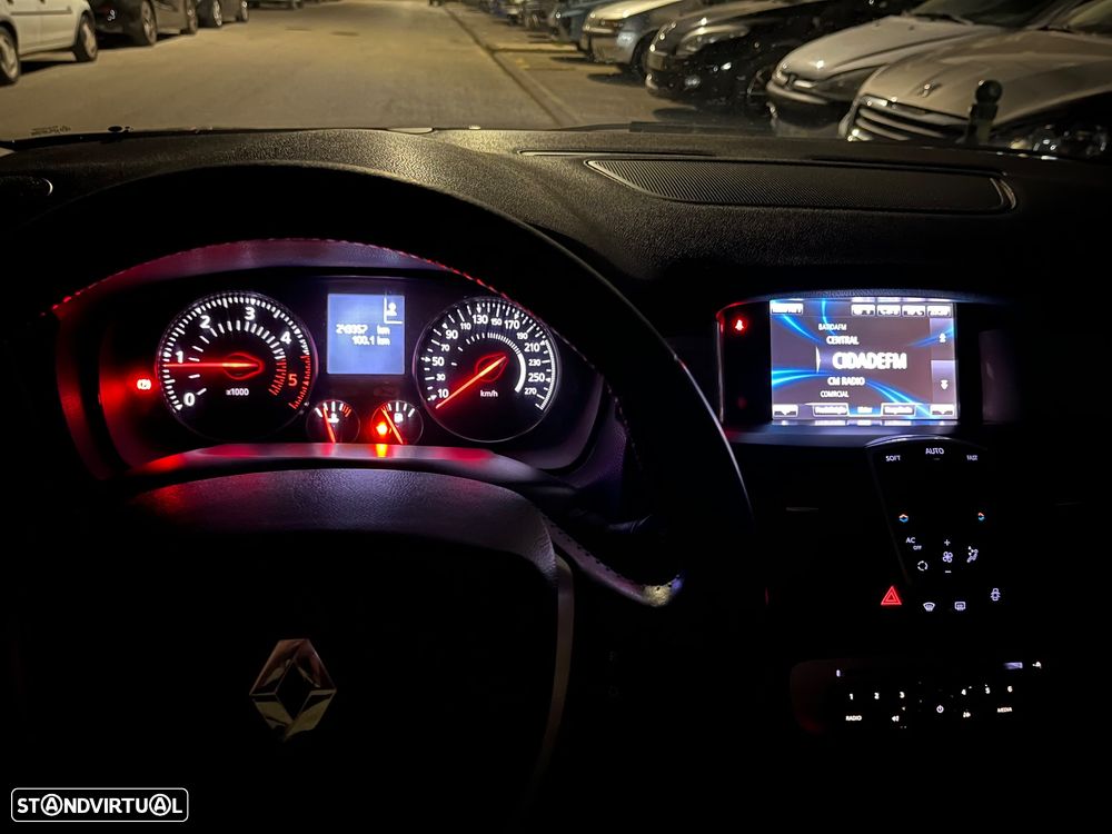 Renault Laguna Break 2.0 dCi Dynamique S 120g - 21