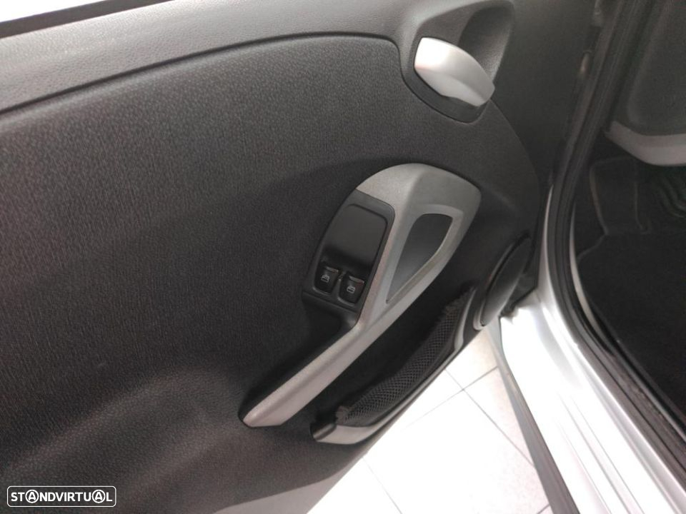 Smart ForTwo Coupé 1.0 mhd Passion 71 - 13