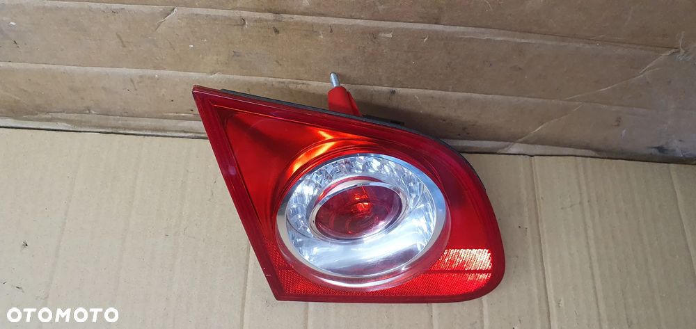 Lampa lewy tył tylna w klapę VW Passat B6 sedan 3C9945093 - 3