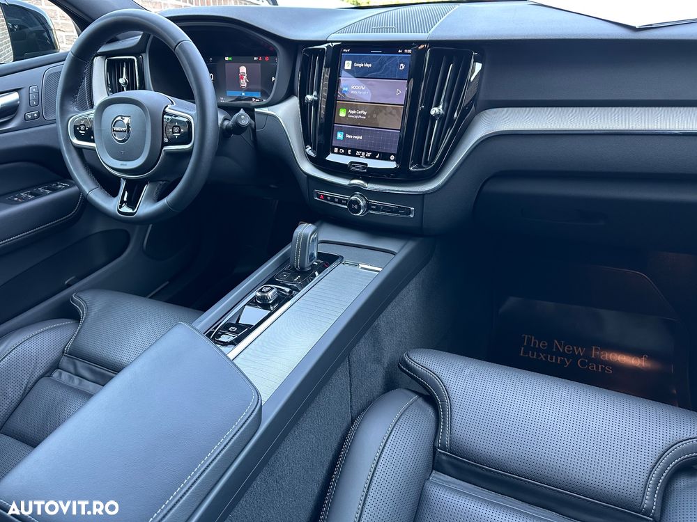 Volvo XC 60 B4 MHEV AT8 AWD R-Design - 22