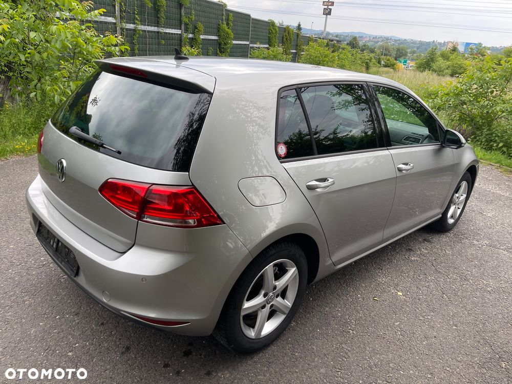 Volkswagen Golf 1.2 TSI BMT Trendline Perfectline - 5