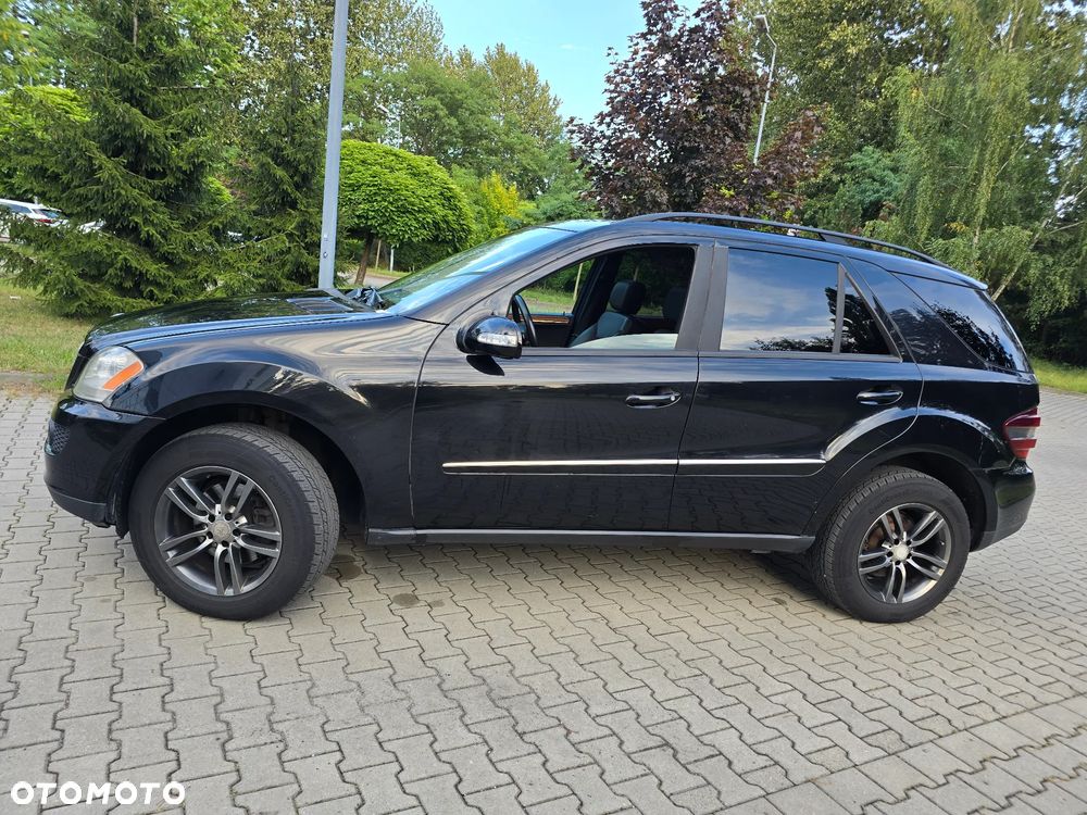 Mercedes-Benz ML 350 4-Matic - 3