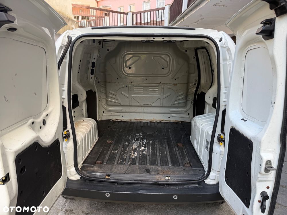 Fiat Fiorino 1.3 Multijet 16V Base - 12